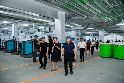 循道追光,致遠未來――蘭精授牌華源紗線生產全球標桿工廠共赴璀璨新征程