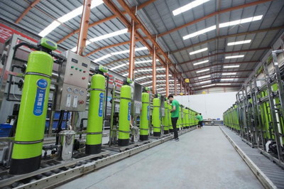 鄧瑞德一行在山東考察科林普爾現場調研企業創新發展